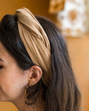 Boho haarband ‘Shiloh’ camel – zijkant