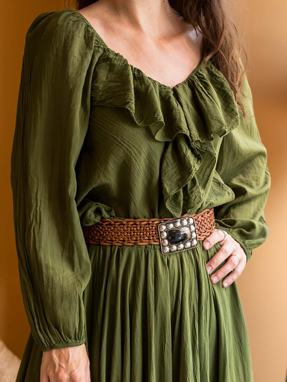 Groene boho blouse ‘Liora’ met ruche – voorkant